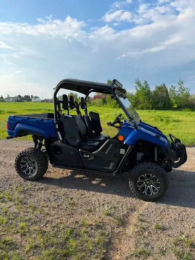 BONJOURS À TOUS Je mets en vente mon Yamaha Viking 700 EPS 2014 en superbe condition ! ✅ Seulement 1...