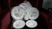 NEW - NEVER USED - 6-PIECE PLACE SETTING ROYAL DOULTON CONISTON