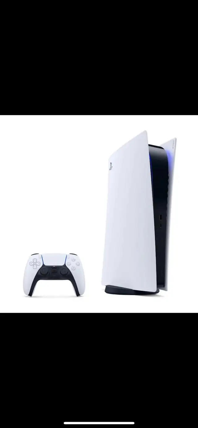 PS5 Digital 825GB + 2 Controllers + Charging Station