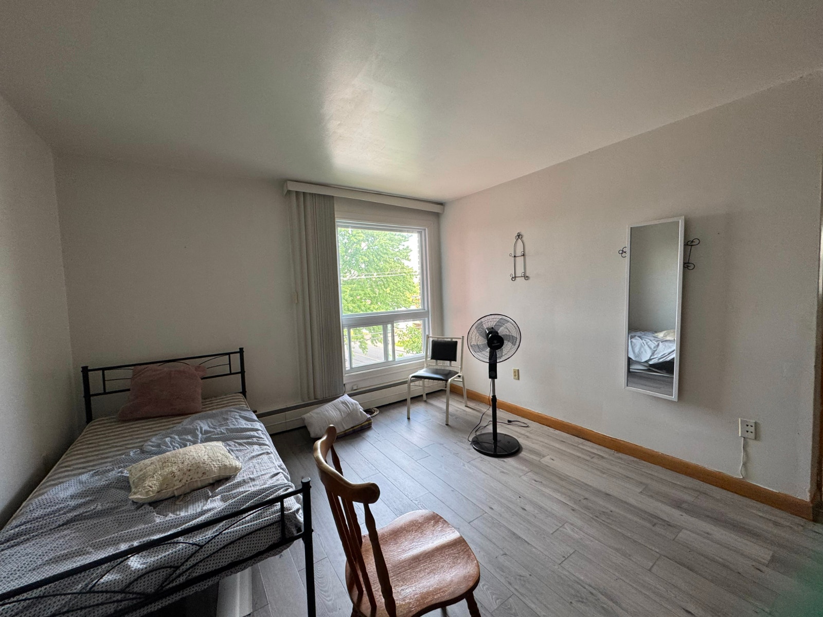 145 Rue Saint-Hubert — photo 2