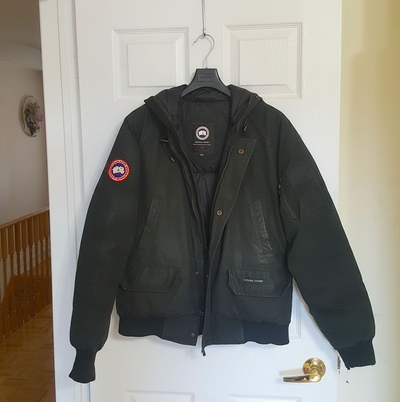 Canada Goose Chiliwack Bomber Jacket Black《 MENS M 》❌ Fur - 6/10, View more