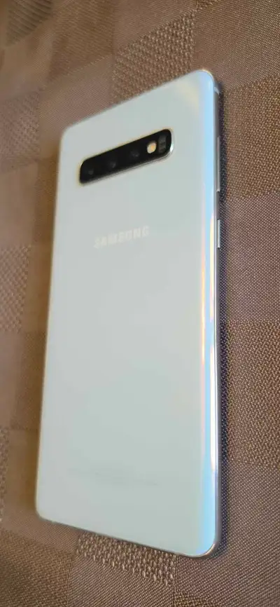 Samsung S10+ / S10 Plus Model SM-G975W 128GB Internal Memory External Storage Mini SD Slot +128GB Sa...