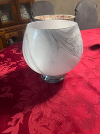  Marble glass vase / bowl 