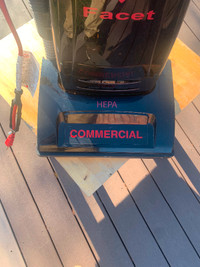 Commercial grade vacuum cleaner