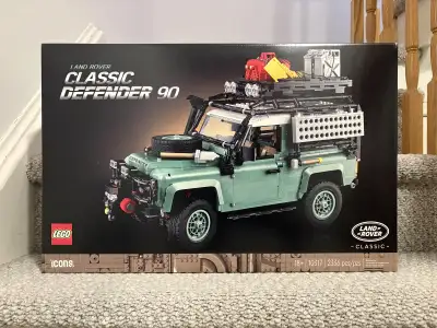 Lego 10317 Land Rover Classic Defender 90, View more