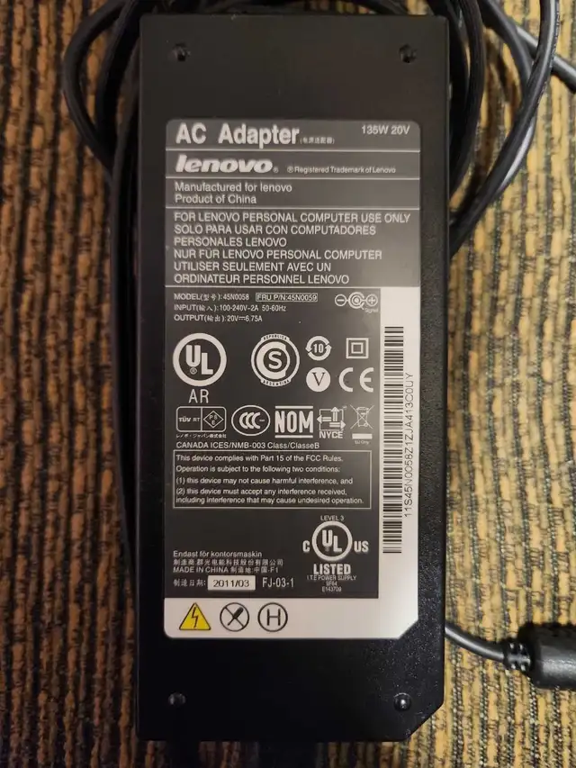 Lenovo Laptop Adapter  in Laptop Accessories in Windsor Region - Image 3
