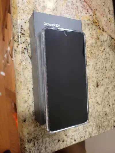 Samsung Galaxy s26 black unlocked 256gb. Brand New*, View more