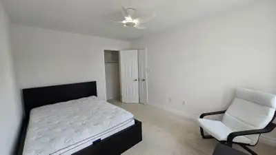 Second floor room available for rent starting May 20th. Room includes: - wired and wireless high spe...