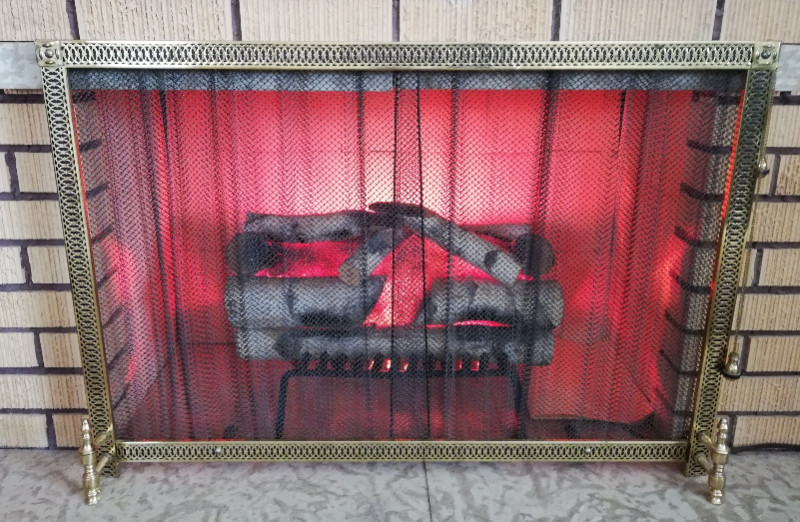 Used, Decorative Retro Electric Fire Logs, Fire Grate and Screen for sale  