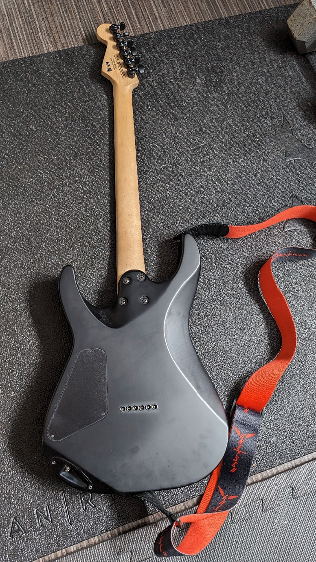 Charvel Pro Mode DK24 dans Guitares  à Lévis - Image 2