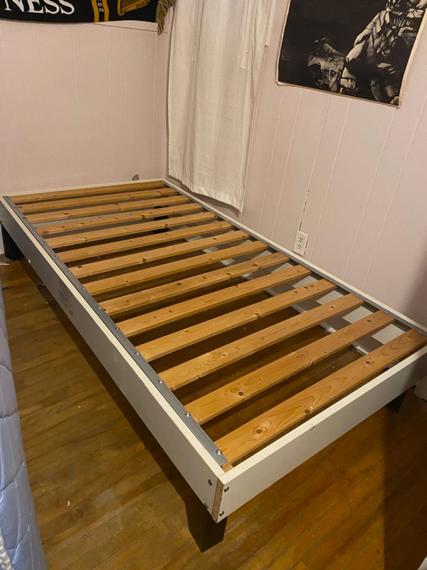 Twin Bed for sale on Queen's campus. 60$ in Beds & Mattresses in Kingston - Image 3