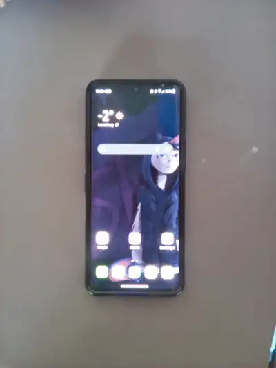 Selling my LG Velvet 5G in good condition, apart from a few scratches on the screen and on the back,...