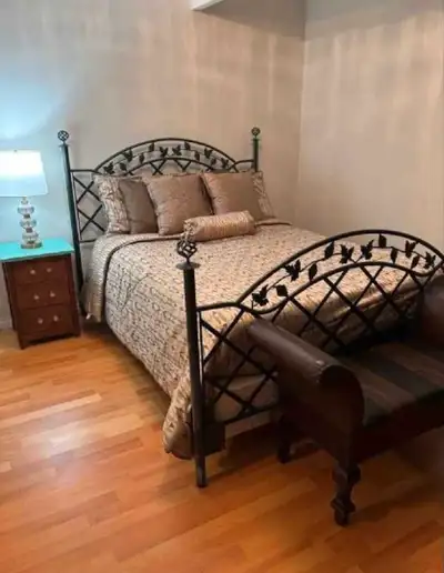 Room for rent $700 Whitehorn