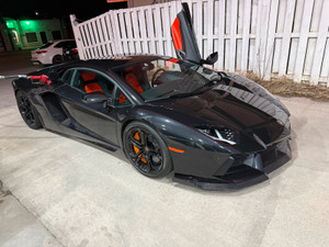 2012 Lamborghini Aventador -