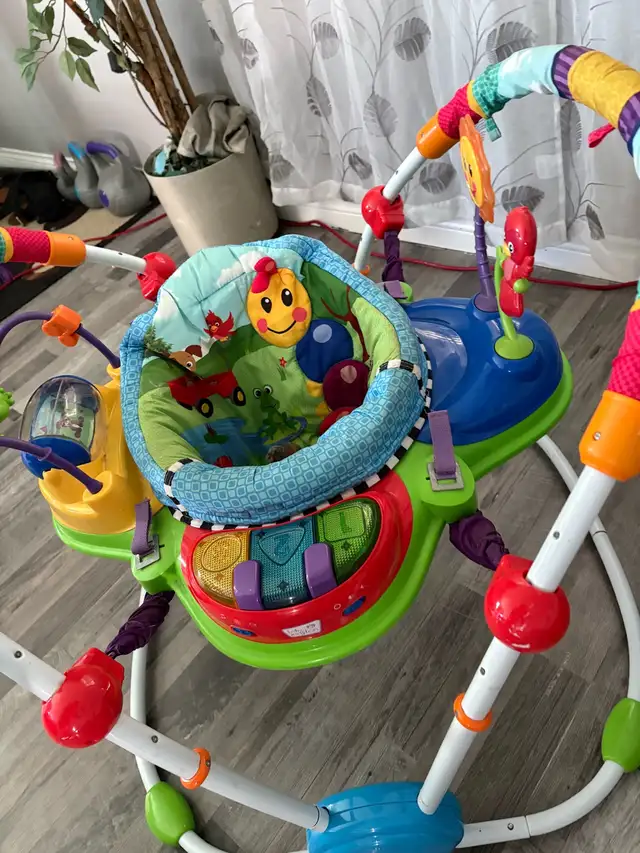 baby einstien exersaucer in Playpens, Swings & Saucers in Sarnia - Image 2