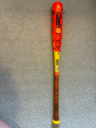 2025 Easton Hype Fire Bat 28” -10 (like new) 2 5/8, View more