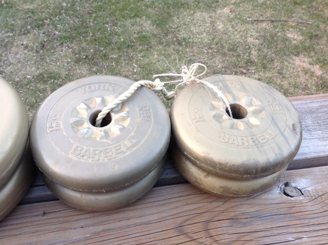 Lot York Barbell 5 & 10 LB Weights For Gym Exercise  in Exercise Equipment in Kitchener / Waterloo - Image 3