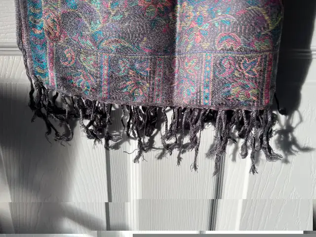 Paisley Print Women's Scarf! in Women's - Tops & Outerwear in Calgary - Image 5