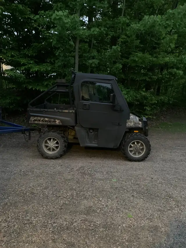 2010 Polaris Ranger 800XP Browning edition in ATVs in Renfrew - Image 2