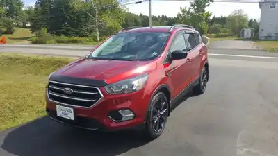 2018 Ford Escape for sale. Like new, one owner. No accidents. New inspection, brakes, tires, battery...