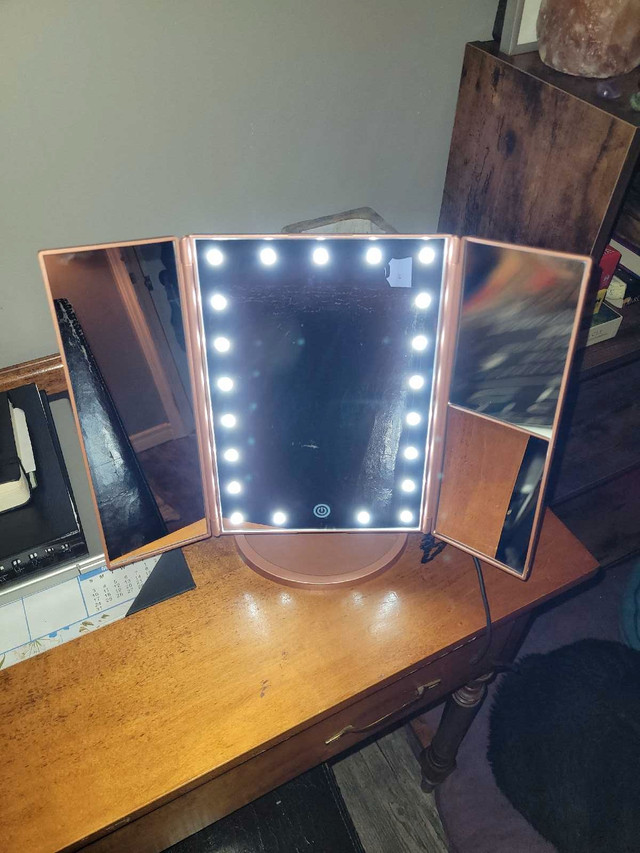 LED Makeup Mirror in Other in Kingston