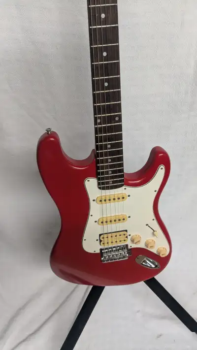 Guitare hondo-h77, View more