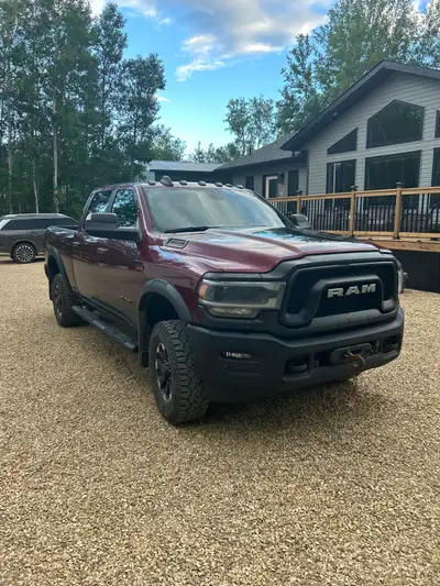 Selling my 2020 ram 2500 Power Waggon. This truck has been well maintained, oil changed and serviced...
