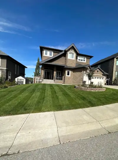 Need reliable yard care? Prairie Landscaping provides professional residential and commercial proper...