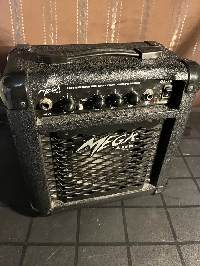 Practice Guitar Amp in Amps & Pedals in Ottawa - Image 2