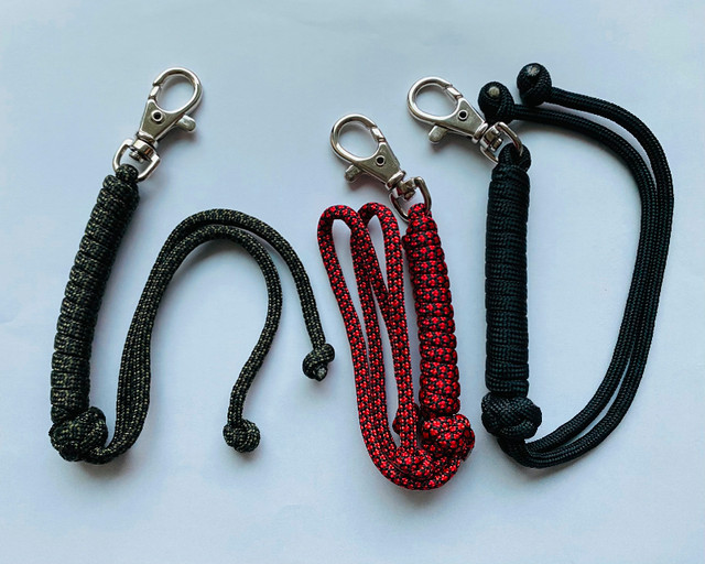 Army Paracord Braided Knife Lanyard in Other in City of Toronto