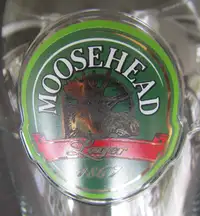 Vintage Moosehead beer glass (LIKE NEW)