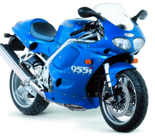 Wanted 2000 Triumph Daytona 955 in Street, Cruisers & Choppers in Mississauga / Peel Region