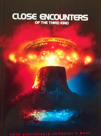 CLOSE ENCOUNTERS OF THE THIRD KIND DELUXE 3 DVD BOX SET LIKE NEW