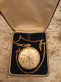 Old pocket watch 