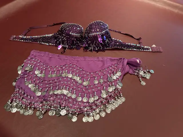 Mardi Gras Halloween costume one size fits all adjustable63749433515137120