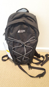 Brand New! MEC Mountain Fountain 4 Hydration Pack - Unisex