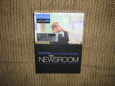 THE NEWSROOM COMPLETE FIRST SEASON DVD BOX SET BRAND NEW SEALED, View more