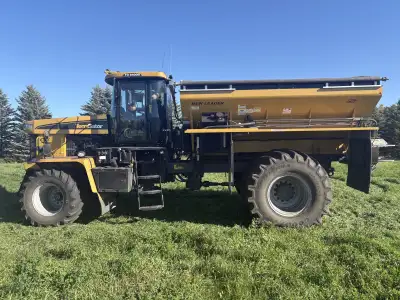 2016 Terragator 8400 b 1650 hrs. Cvt Full Autosteer and guidance 120 ft spread. Very clean unit