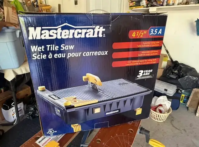 Wet tile saw in Power Tools in Markham / York Region - Image 2