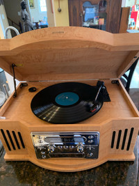 Curtis RCD-820 oak turntable and cd player