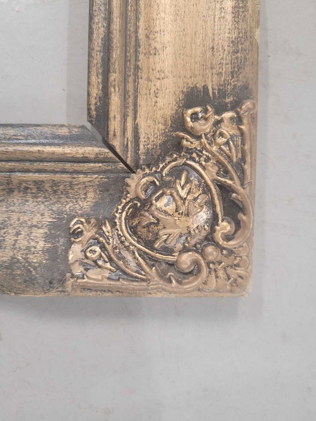 beautiful frame  in Hobbies & Crafts in Windsor Region - Image 4