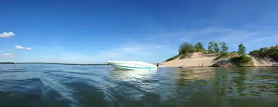 This Baja hammer is exactly what you would expect it to be – a high performance BULLET on the water....
