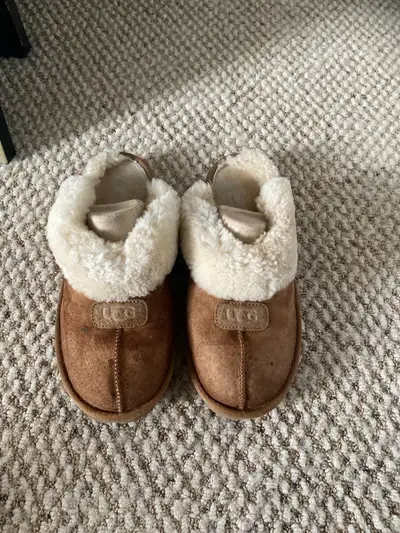 Women’s Uggs Slipper/Shoes, View more