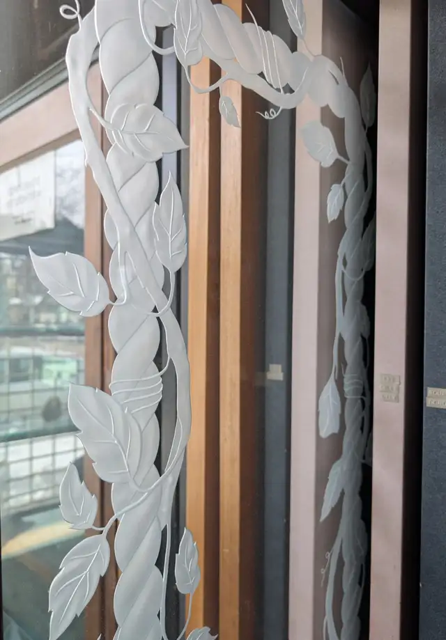 Specialty glass and crystal  business for sale! in Other Business & Industrial in City of Toronto - Image 7