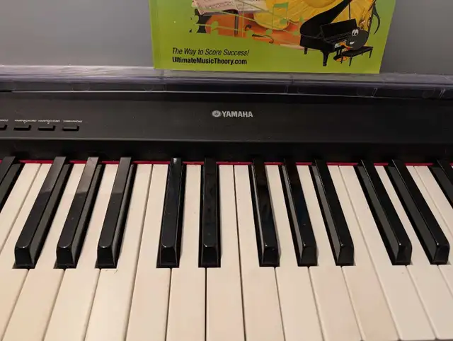Yamaha Piano422058428330168323