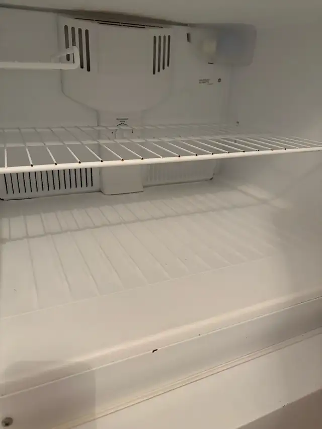 Frigidaire fridge can deliver 63005666088963122