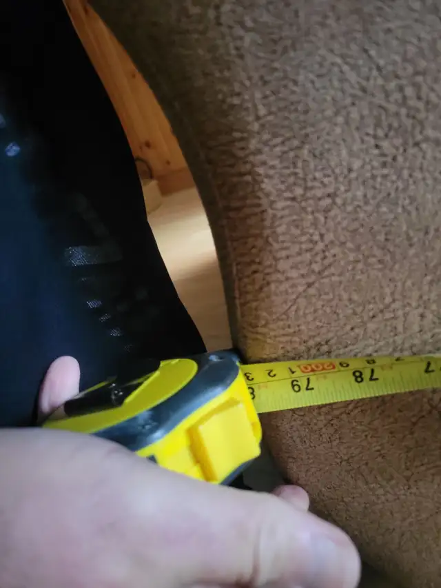 Livingroom sofa in Couches & Futons in Charlottetown - Image 6