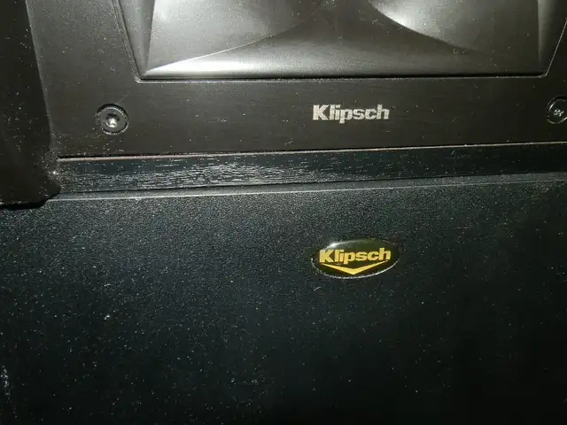 Klipsch Icon VC25 Center Channel Speaker 100 w in Speakers in Dartmouth - Image 3