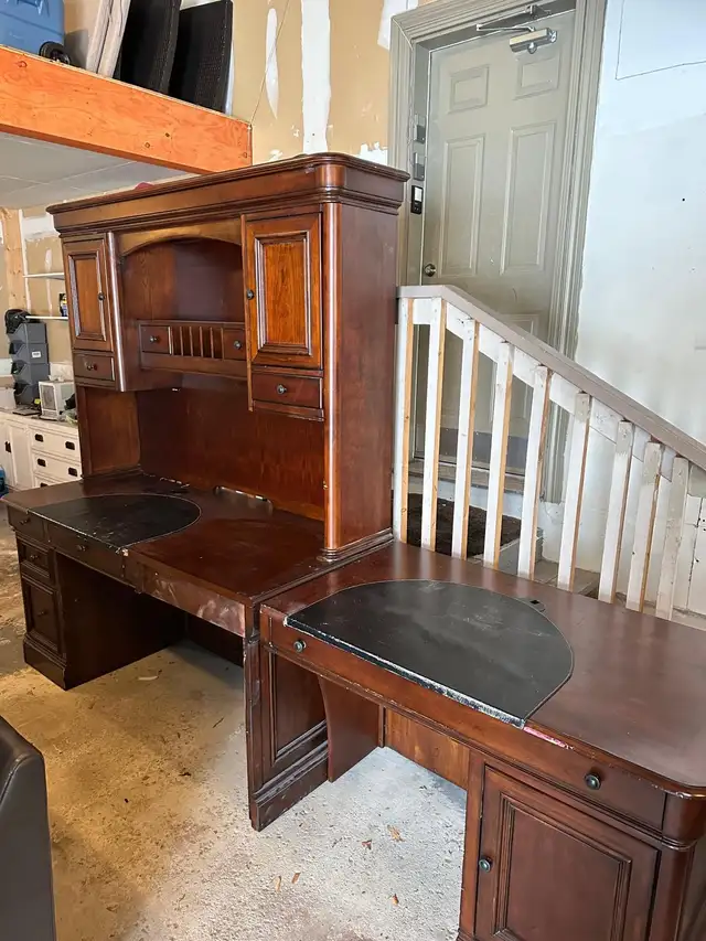 Free Desk and Bookshelf Unit in Free Stuff in Markham / York Region - Image 3