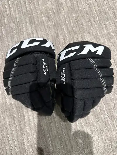 CCM Youth Hockey Gloves 9”, View more